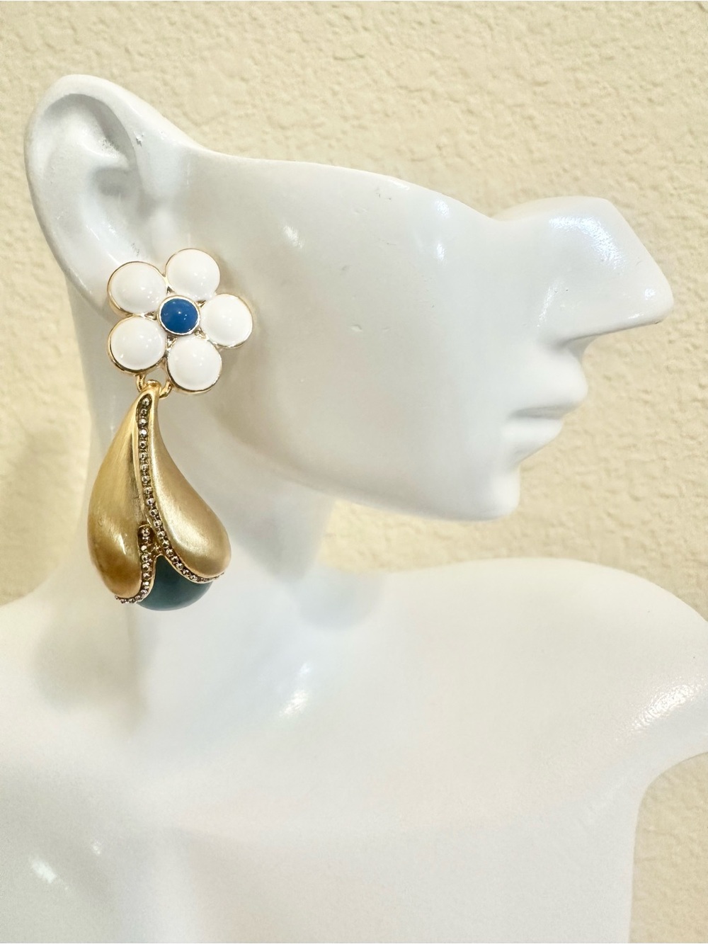 18k Gold Plated Drop Earrings w/ White Flower & Blue Accent